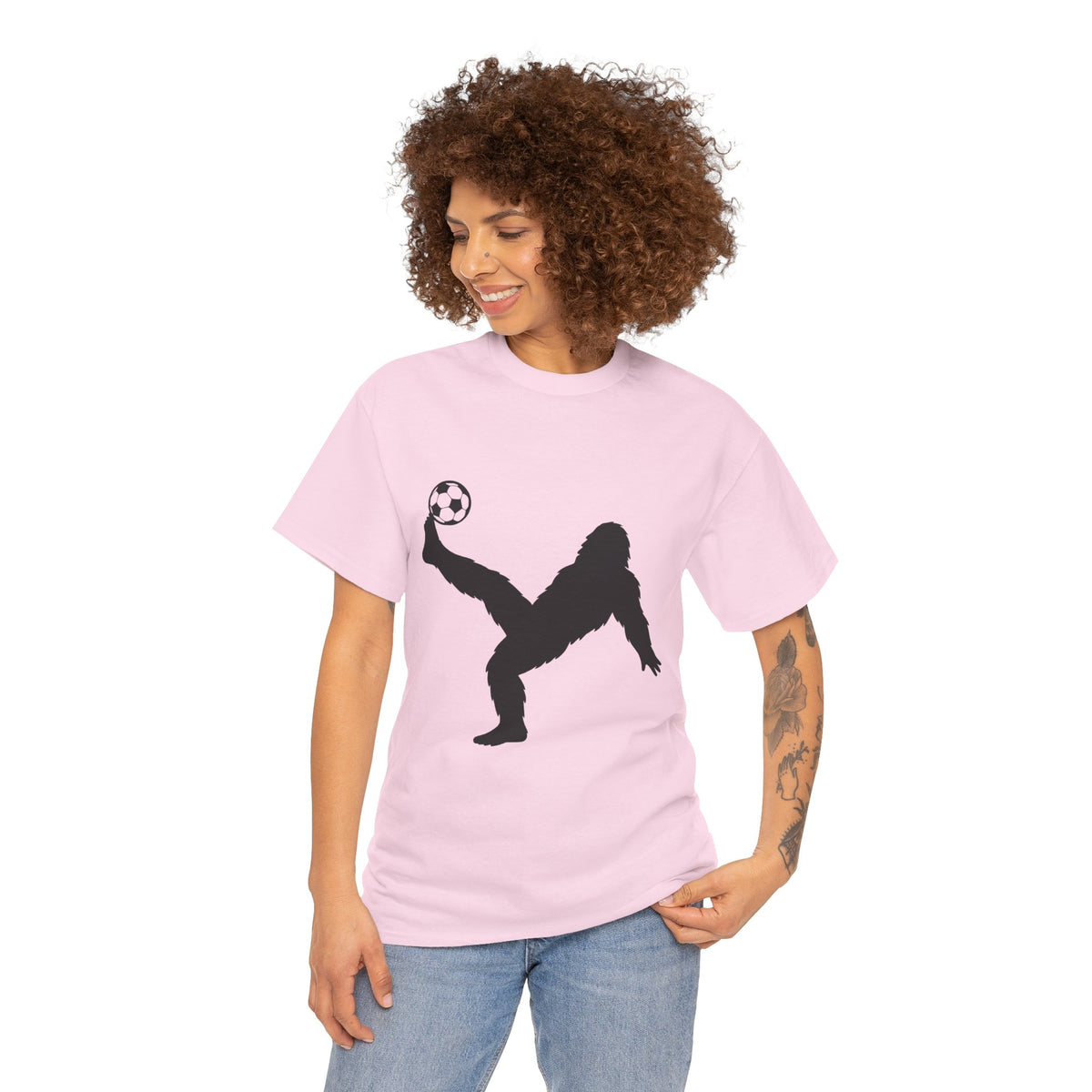 Bigfoot Fútbol Tee